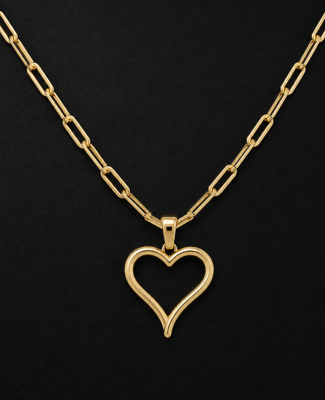 Paperclip Chain with Heart Charm. 10K Gold - 16"/ 2 mm.
